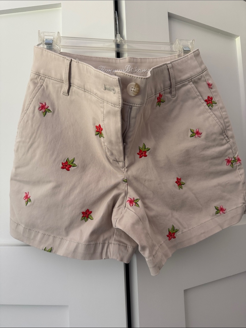 Tommy Bahama khaki High-Waist Embroidered Floral soft stretch Shorts